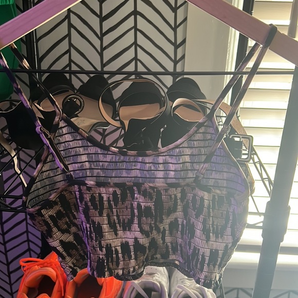 has been worn once. no tags on - Picture 3 of 3